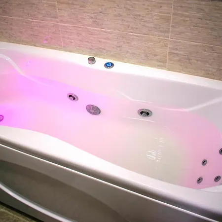 Hotel Jacuzzi Loft Prestige Center Minsk